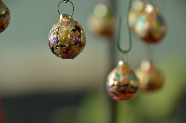 Apr 2019 Ornaments of Month