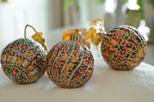 ShatterProof Dark Background Ball ornaments