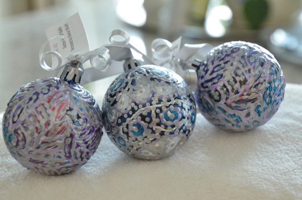 ShatterProof Blue Silver Ball ornament